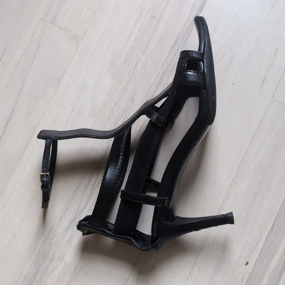 GUCCI Daryl Gladiator Black Leather Suede Strappy Open-toe Heels - Picture 3 of 7